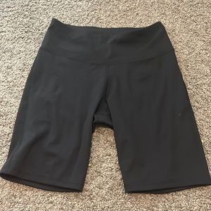 Banana Republic biker shorts size medium